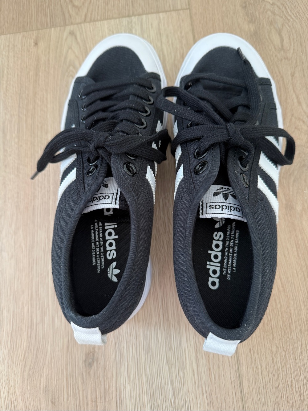 Adidas Nizza Platform black-and-white canvas sneakers 9 - Picture 3 of 9